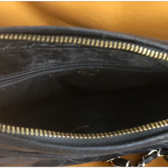 Chanel Handbag - Quilted Tassel Camera - Picture 6 of 6